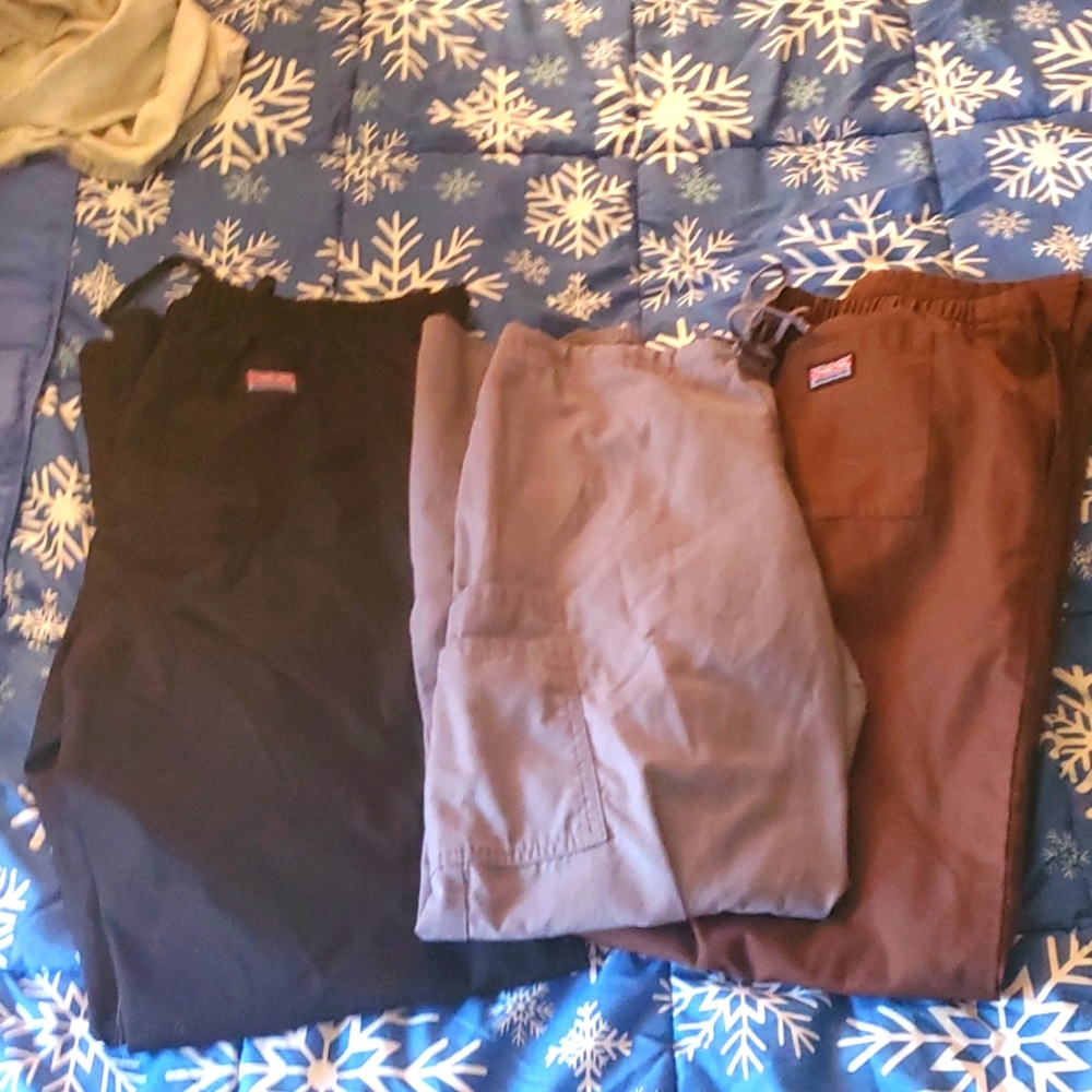 Scrub pants